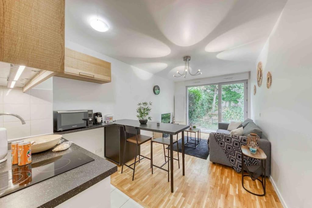 Appartement Moderne, Metro 7, Parking Et Jardin ヴィルジュイフ エクステリア 写真