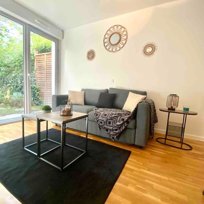 Appartement Moderne, Metro 7, Parking Et Jardin ヴィルジュイフ エクステリア 写真