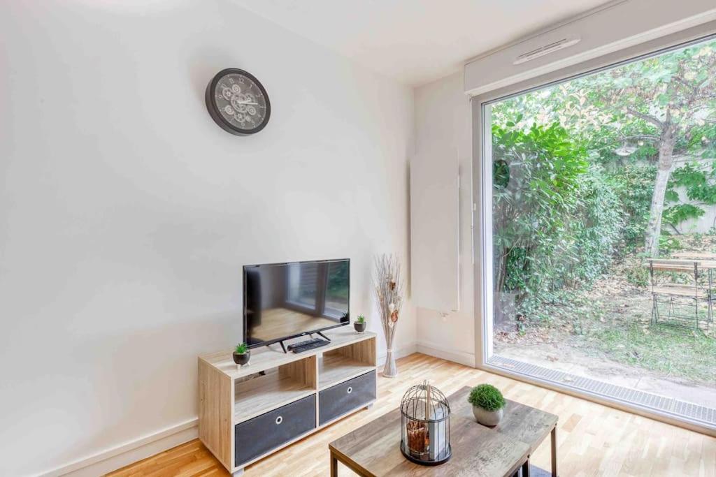 Appartement Moderne, Metro 7, Parking Et Jardin ヴィルジュイフ エクステリア 写真